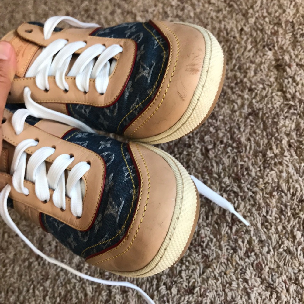 LV sneakers monogram 37.5 - Picture 4 of 16